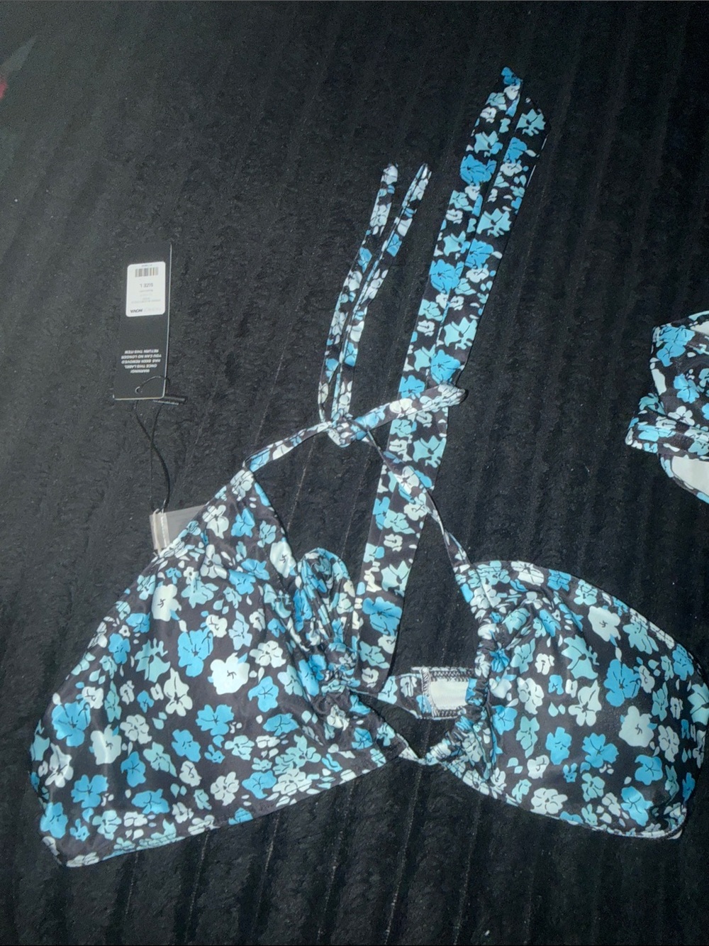 Fashion Nova Blue and White Floral Two-Piece Bikini - Picture 4 of 6